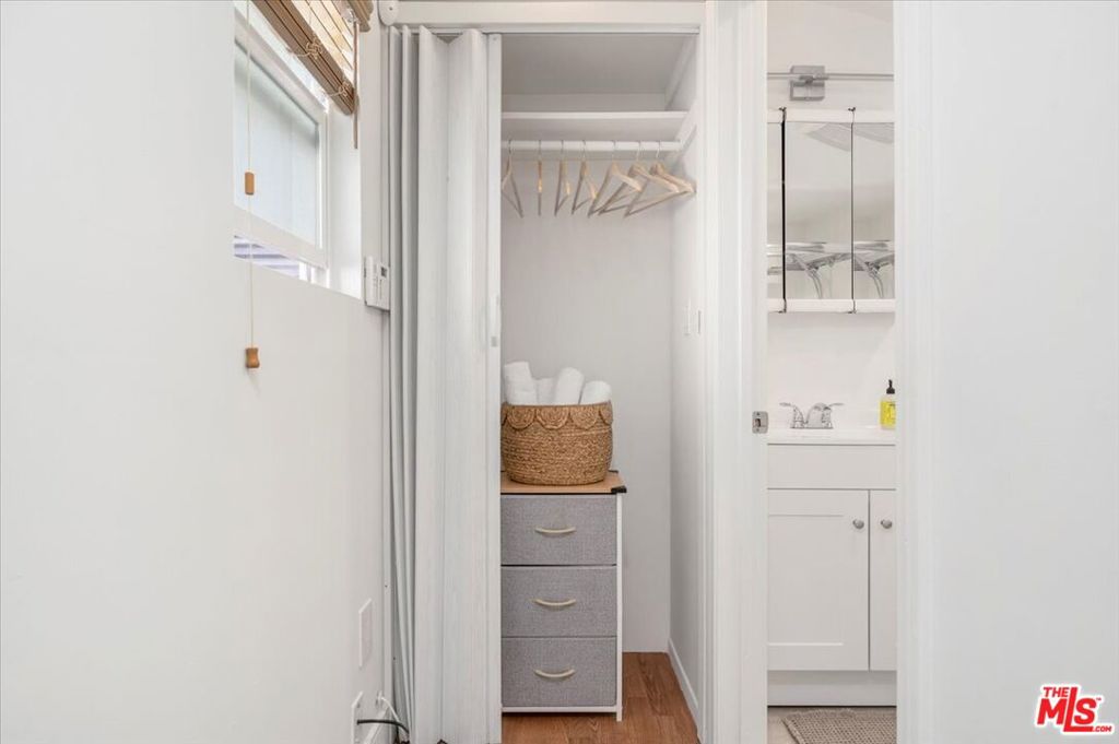 5159 Inglewood Boulevard