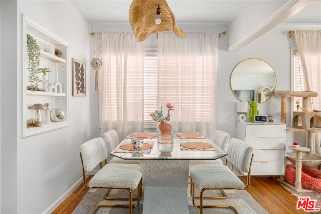 5159 Inglewood Boulevard