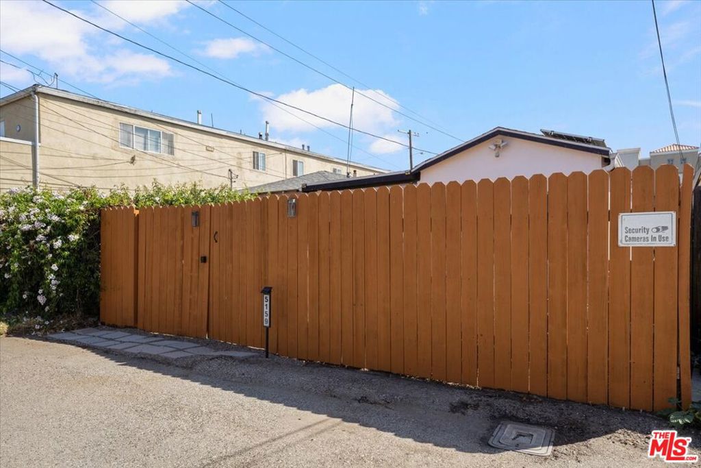 5159 Inglewood Boulevard