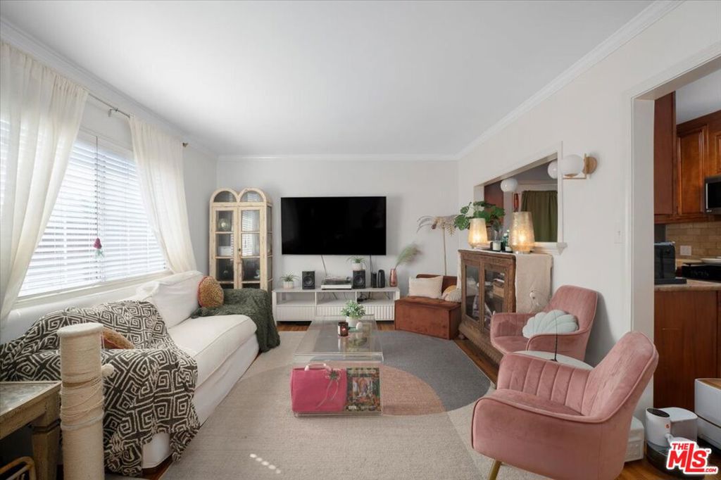 5159 Inglewood Boulevard