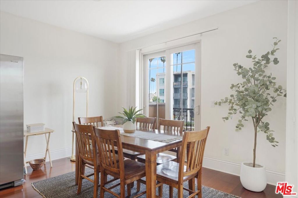 147 N Berendo Street 202