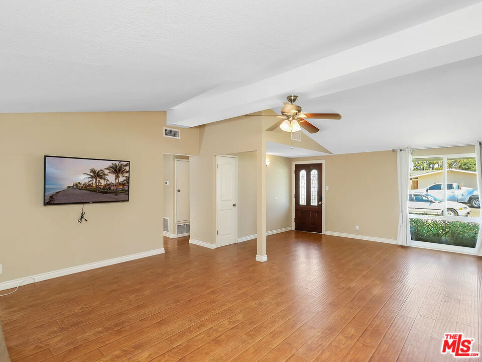 526 N Emerald Drive