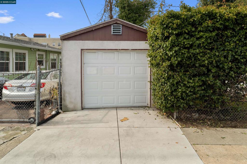 5145 Foothill Blvd
