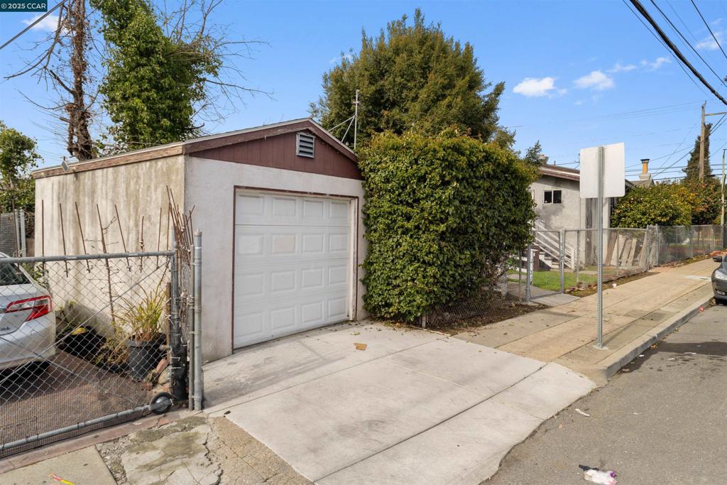5145 Foothill Blvd