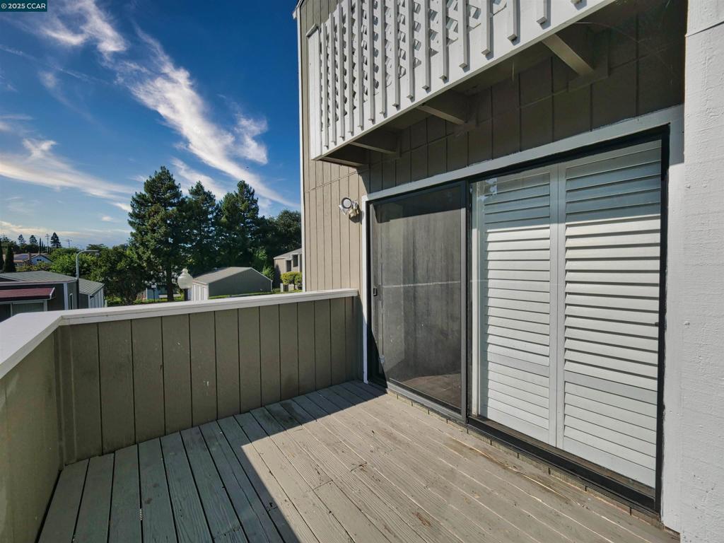 165 Oddstad Dr 57