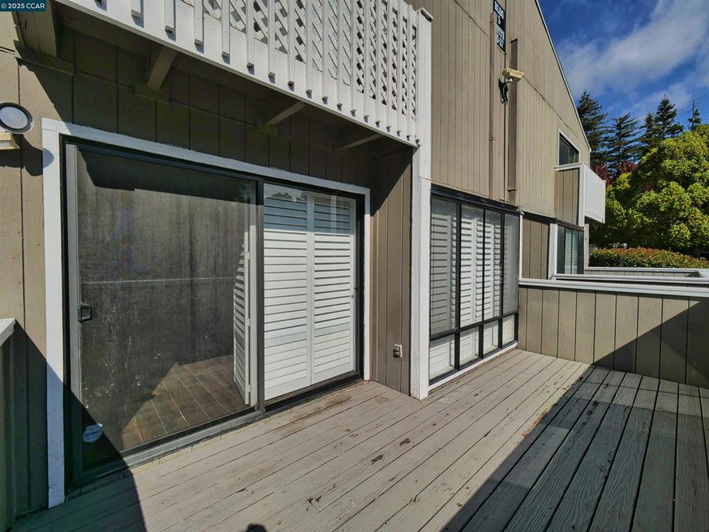 165 Oddstad Dr 57