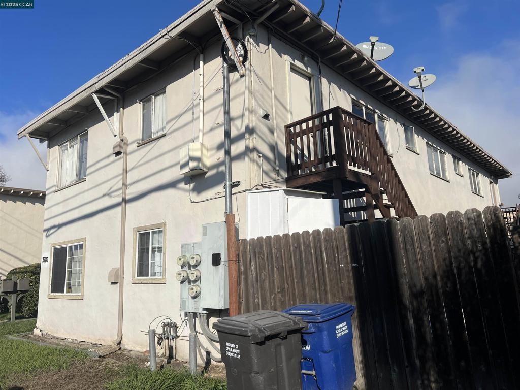 2780 Argyll Avenue