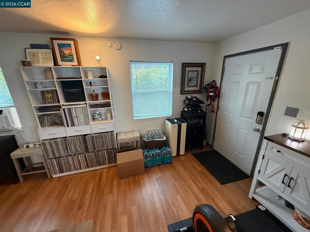 1354 Santa Clara St.