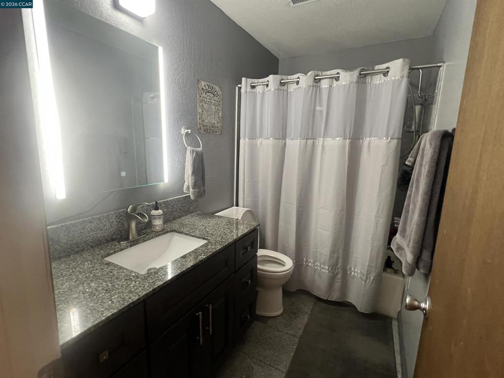 1354 Santa Clara St.