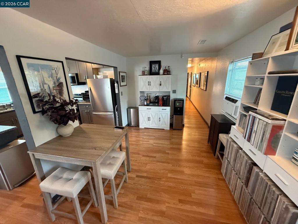 1354 Santa Clara St.