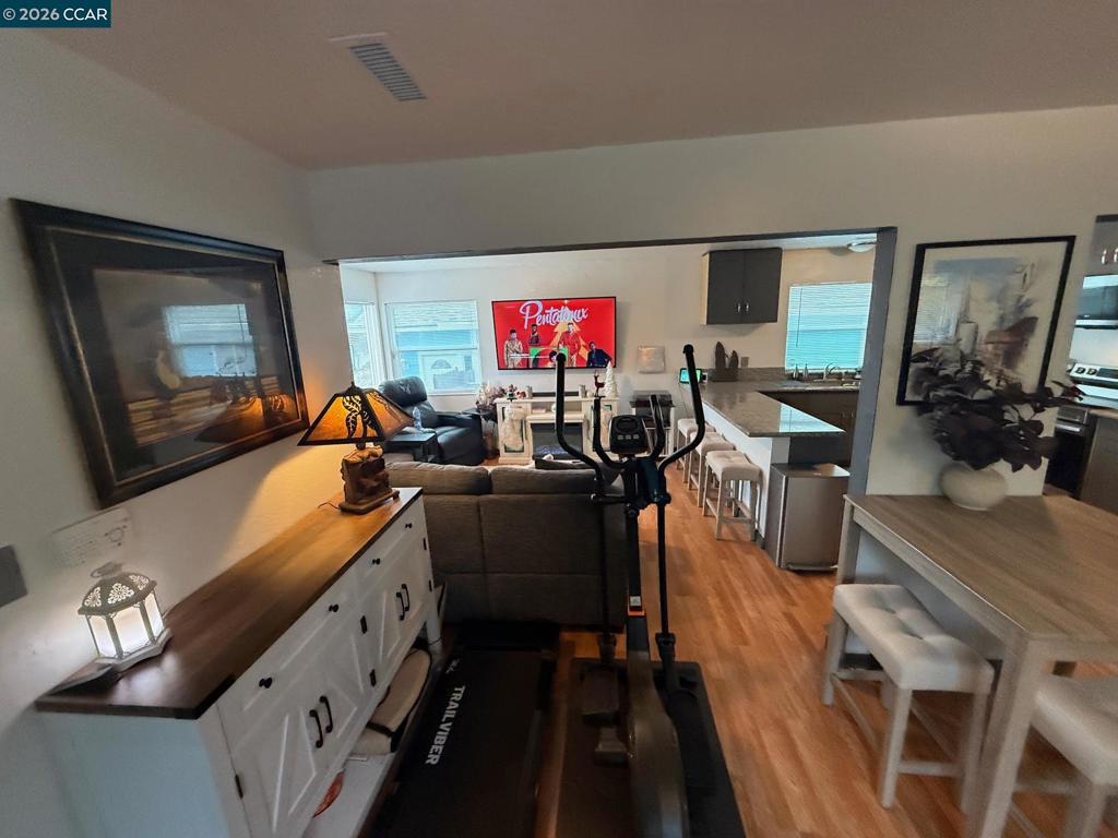 1354 Santa Clara St.