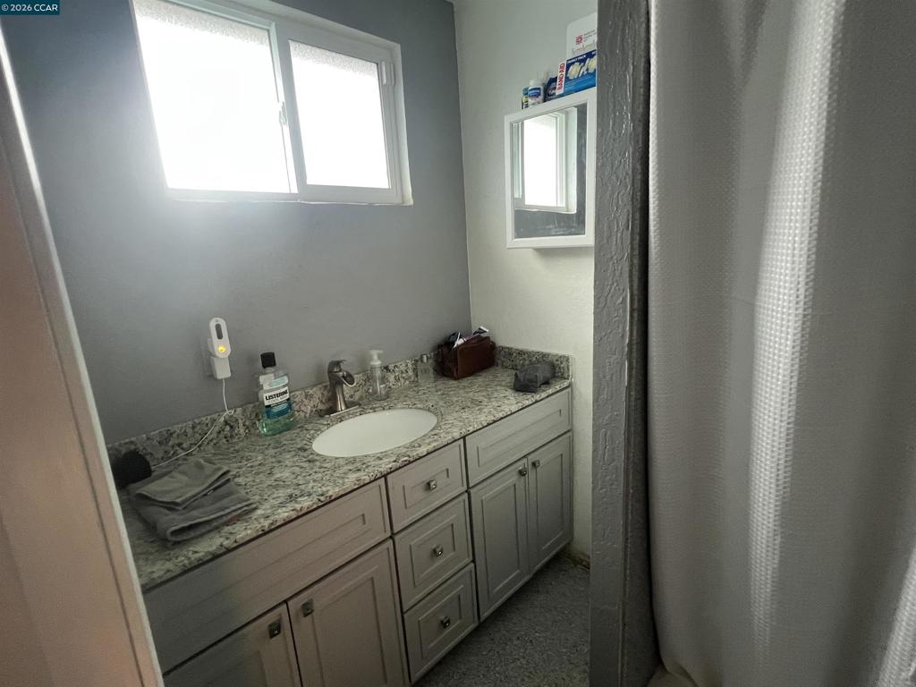1354 Santa Clara St.