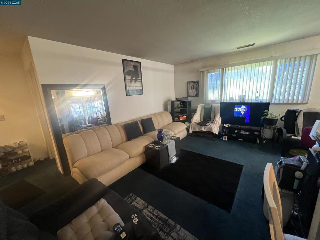 199 199 Mariner Dr