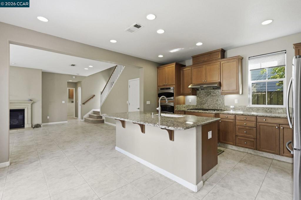 1026 Flagship Dr