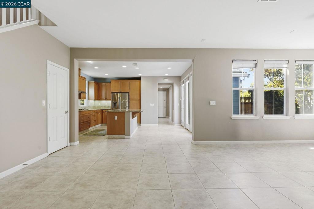 1026 Flagship Dr