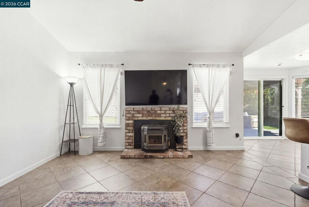 3029 Larkspur Dr