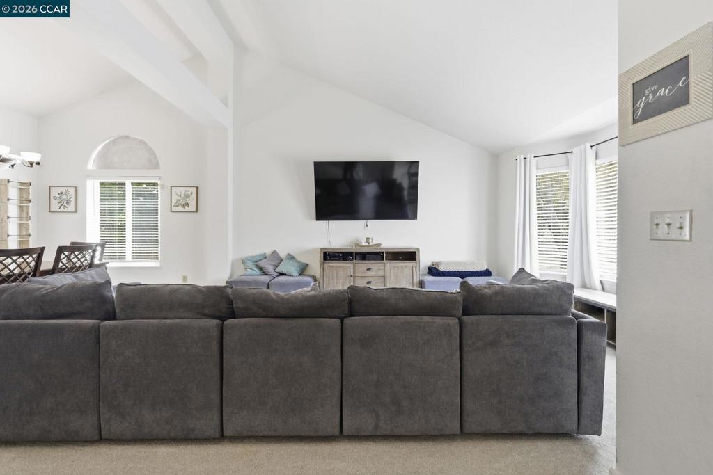 3029 Larkspur Dr