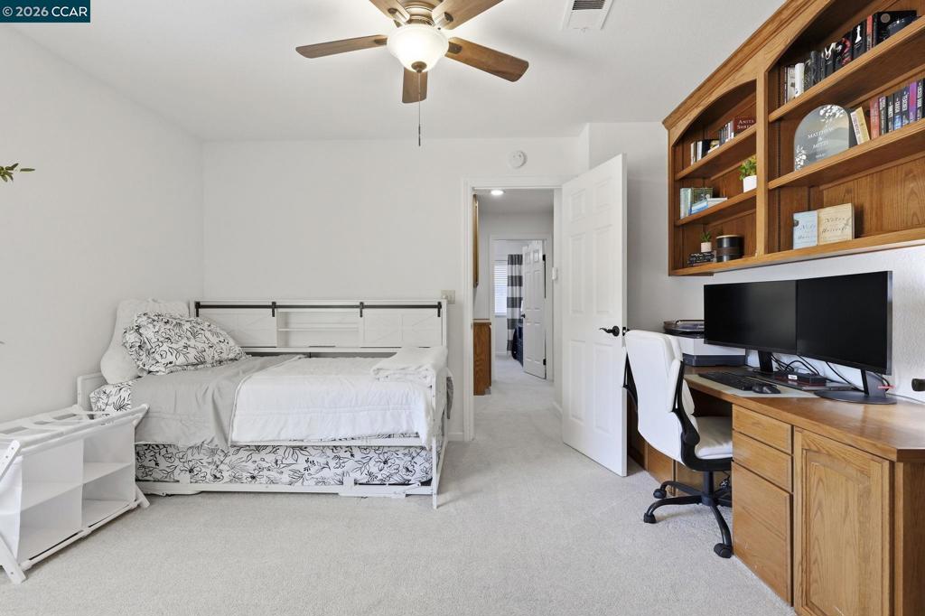 3029 Larkspur Dr