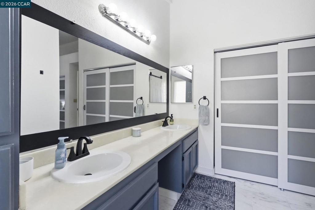 3029 Larkspur Dr