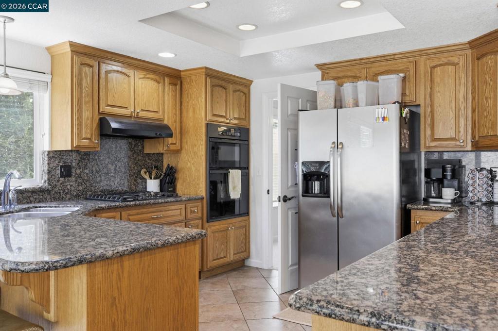 3029 Larkspur Dr