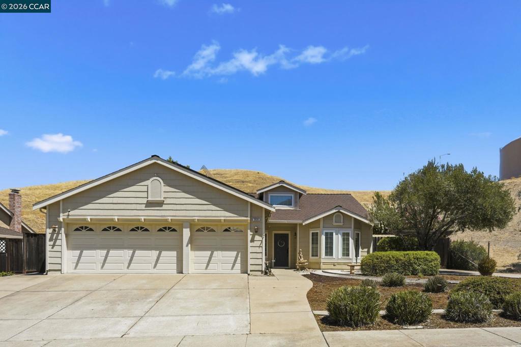 3029 Larkspur Dr