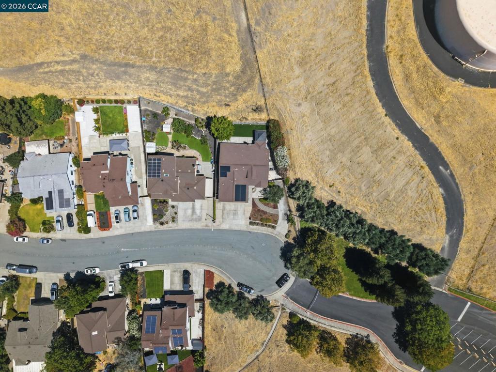 3029 Larkspur Dr