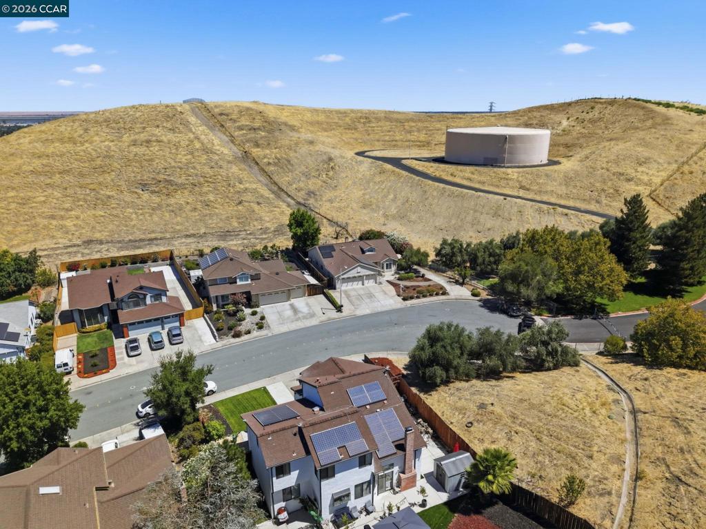 3029 Larkspur Dr