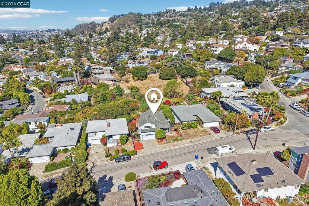 7717 Eureka Ave