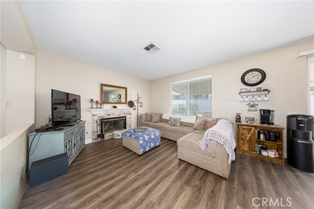 16224 Emma LN