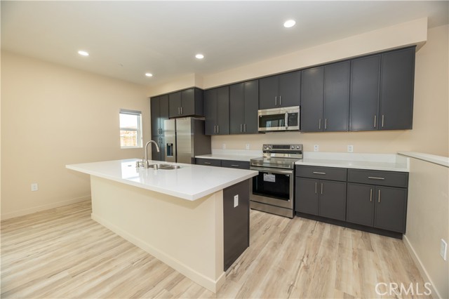 8189 Aventus LN