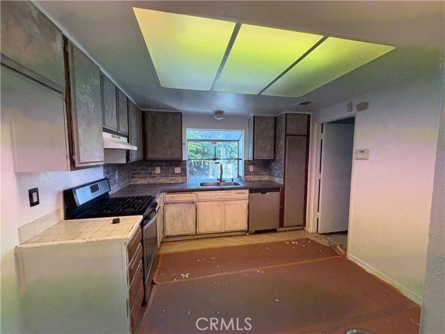7556 Villa Ave