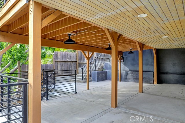 5218 Barker DR
