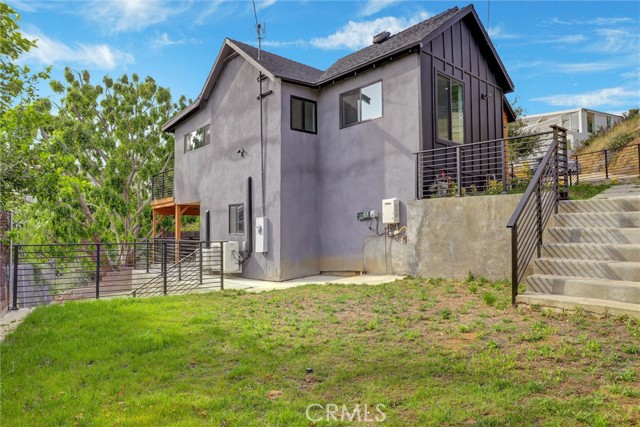 5218 Barker DR