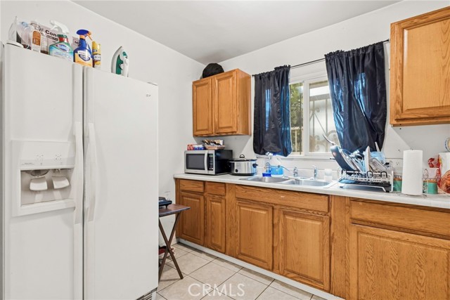 8701 Menlo