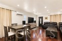 8701 Menlo