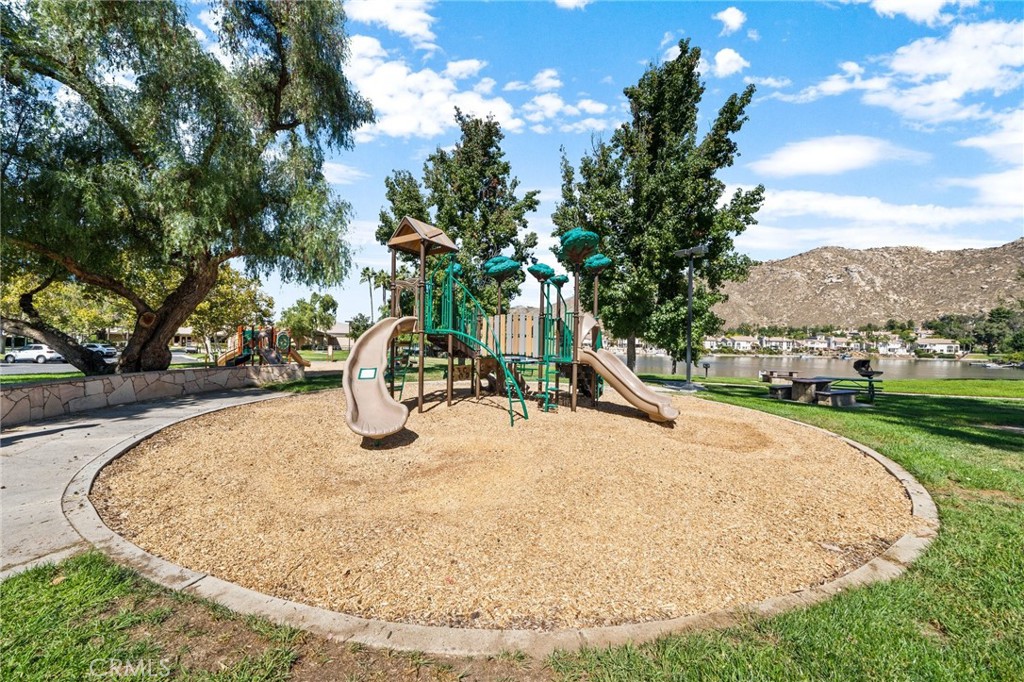 23469 Mariner Way