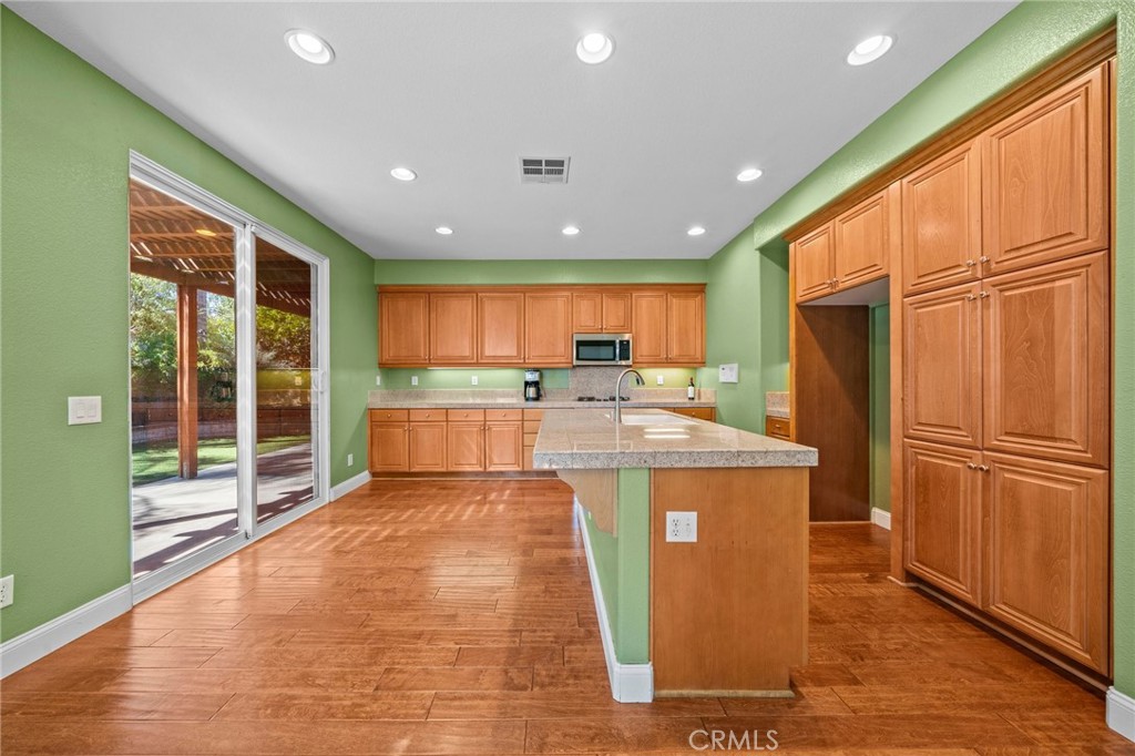 23469 Mariner Way