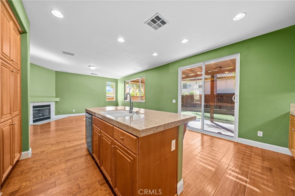 23469 Mariner Way