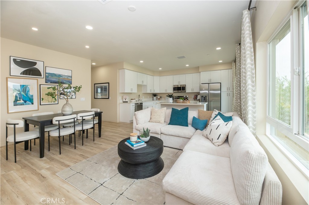 8183 Amerena Way