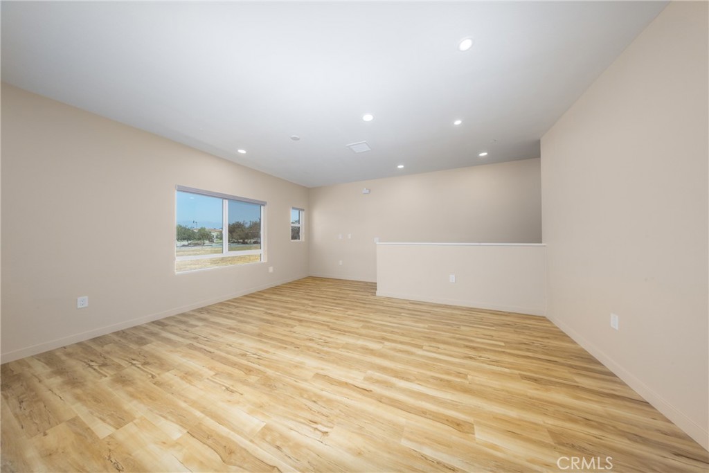8183 Amerena Way