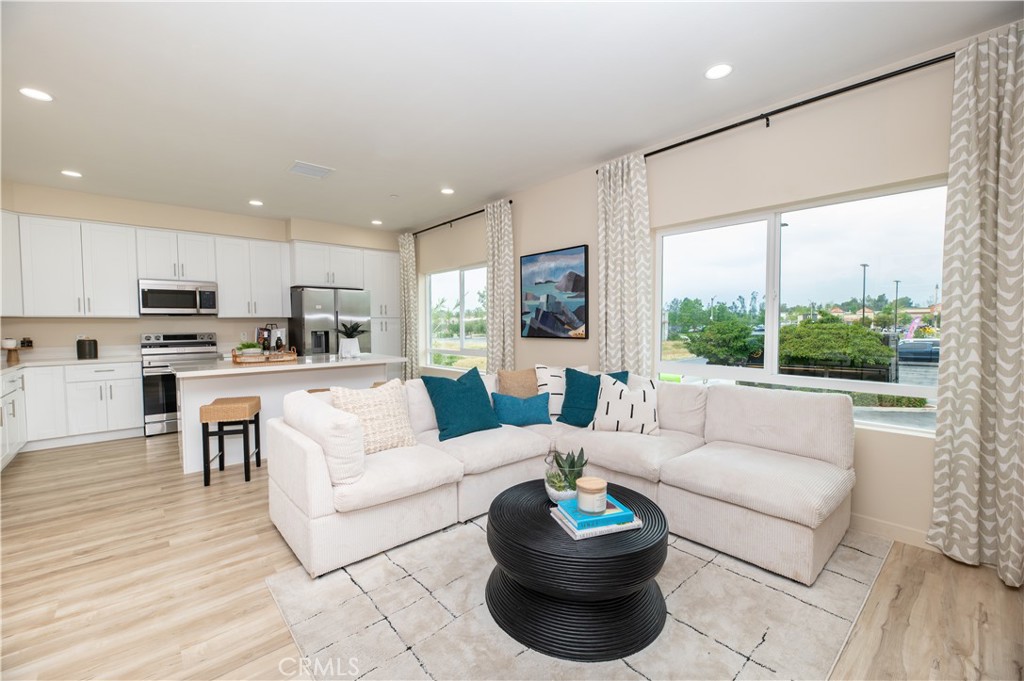 8183 Amerena Way