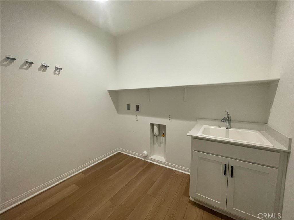 25344 Picket Range