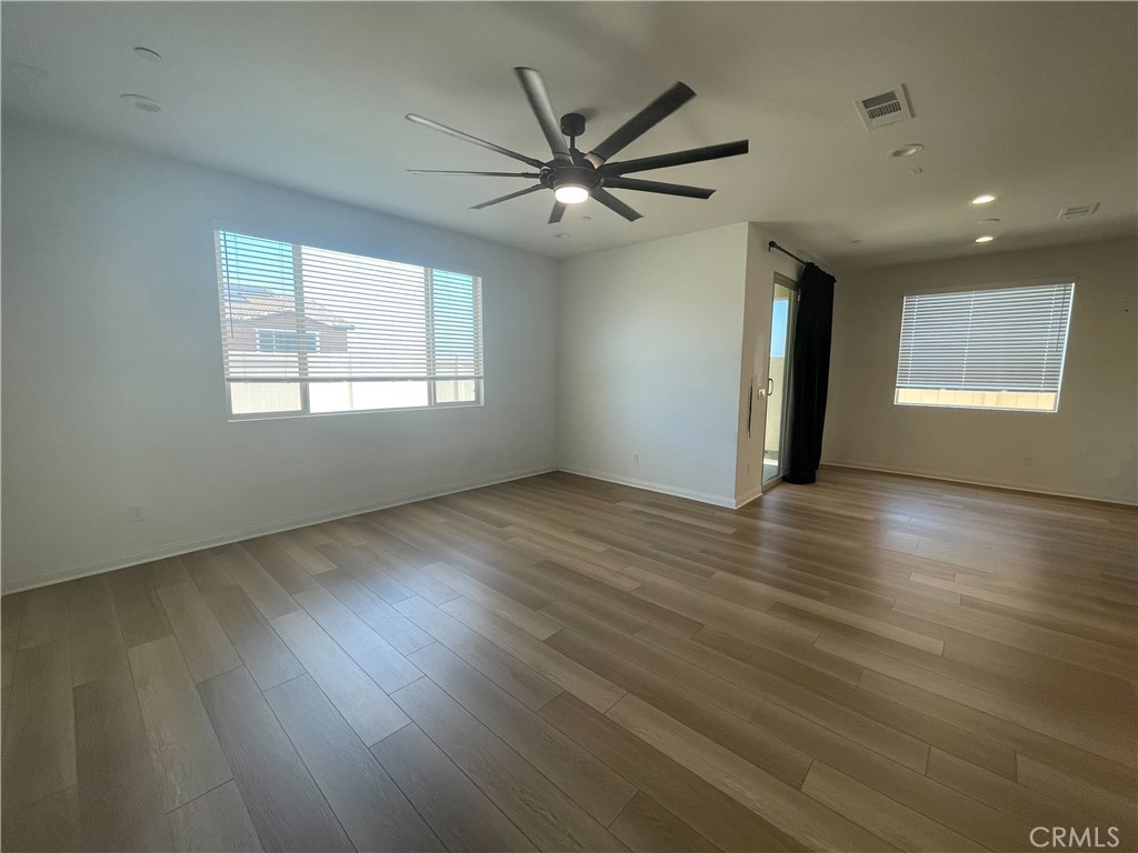 25344 Picket Range