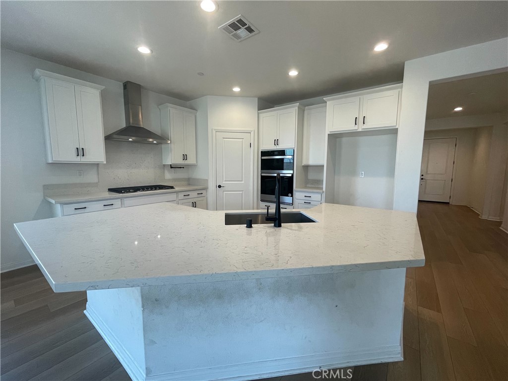 25344 Picket Range