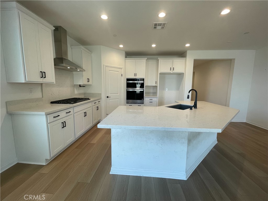 25344 Picket Range