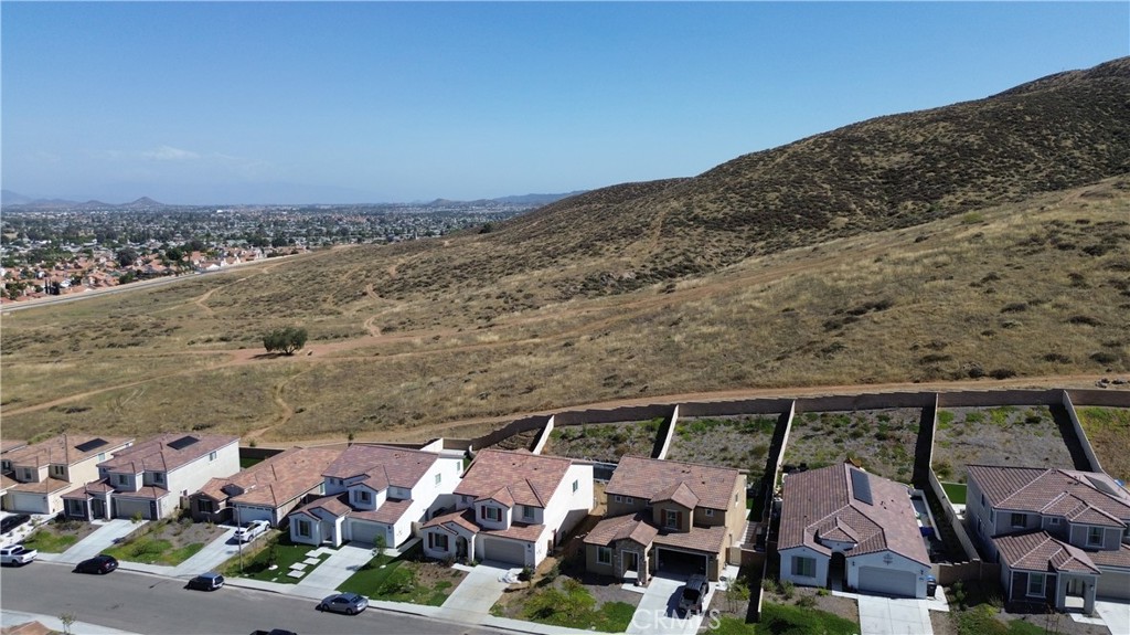 25344 Picket Range
