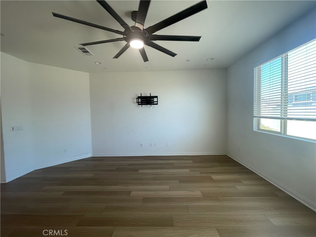 25344 Picket Range