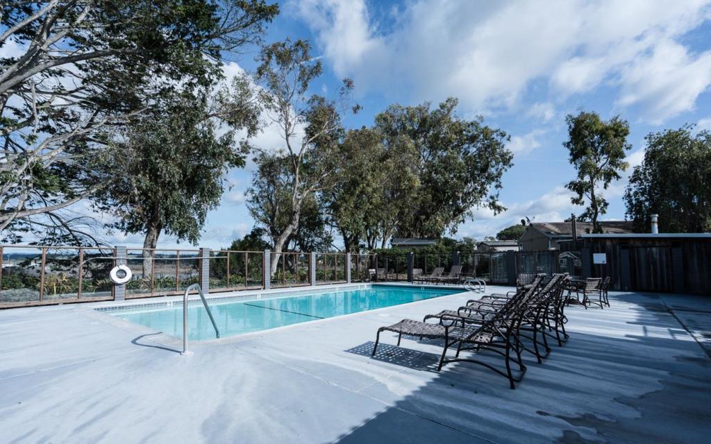 13818 Vista Del Lago
