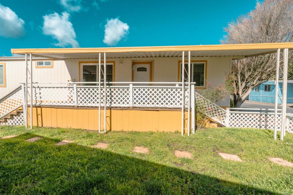 13818 Vista Del Lago