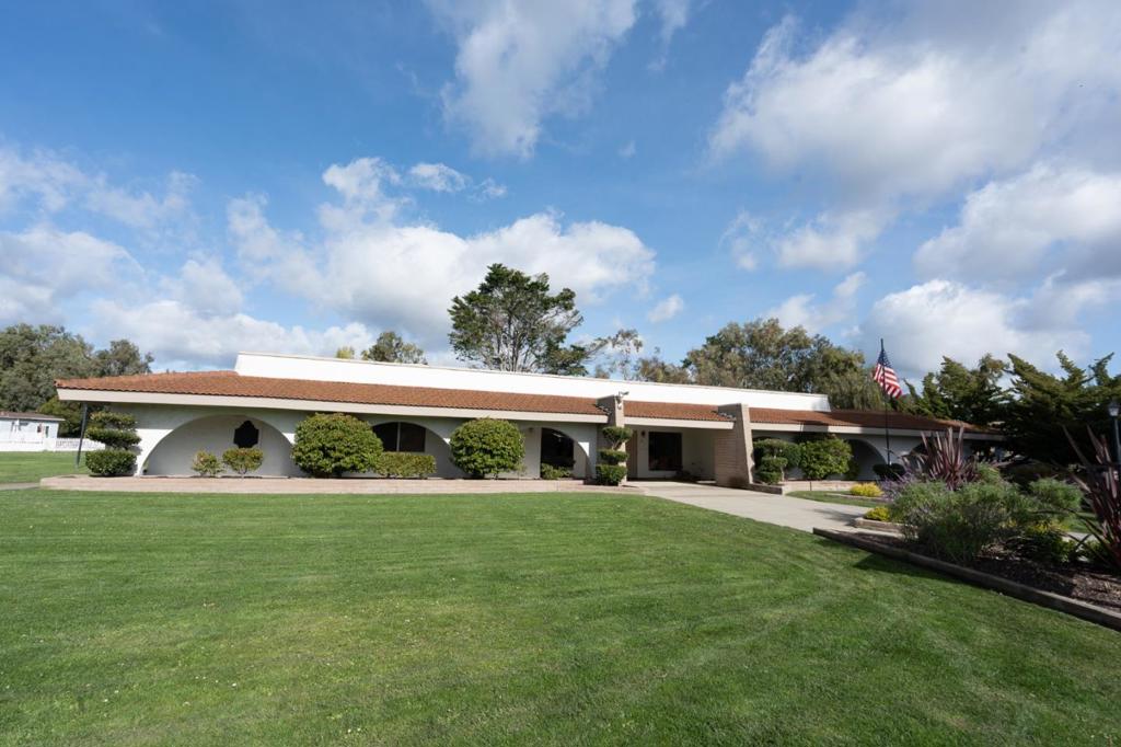 13818 Vista Del Lago